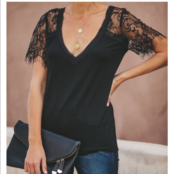 Gorgeous detailed Lace Sleeve Tee black - Picture 2 of 8